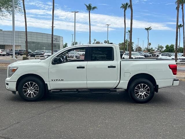 Nissan Titan