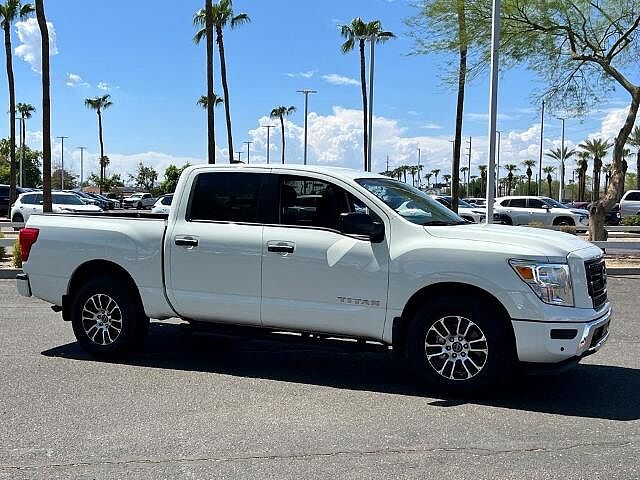 Nissan Titan