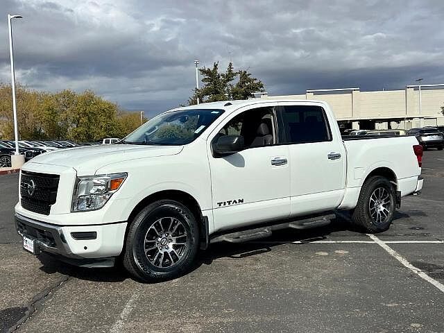 Nissan Titan