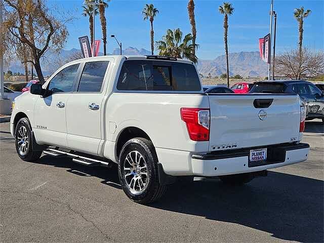 Nissan Titan