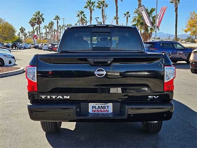 Nissan Titan