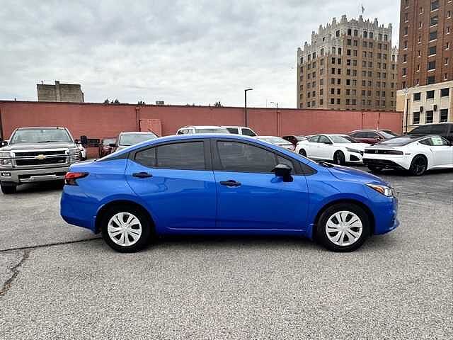 Nissan Versa