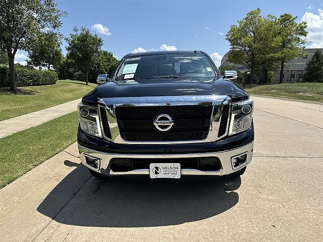 Nissan Titan