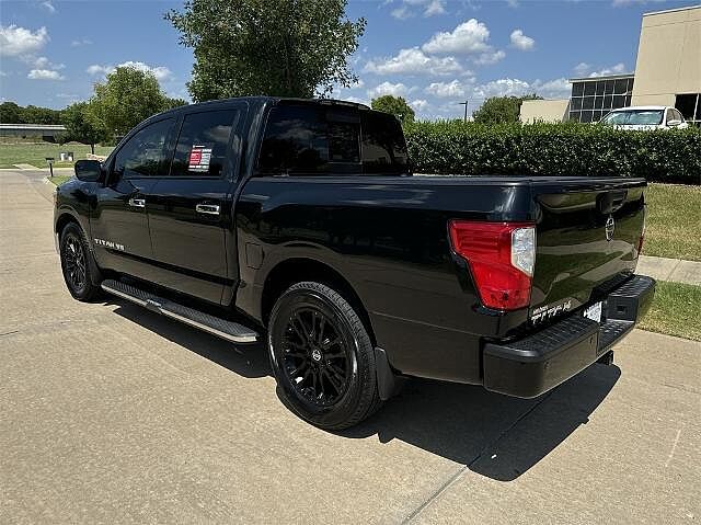 Nissan Titan