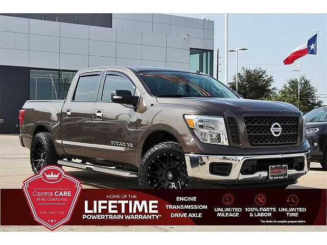 Nissan Titan