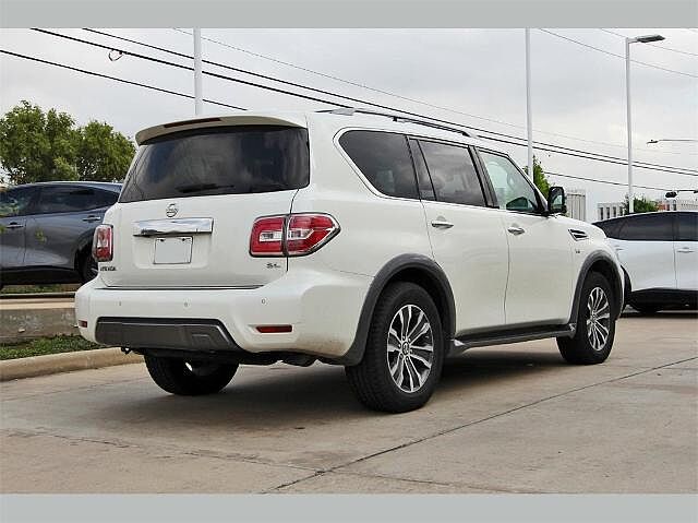 Nissan Armada