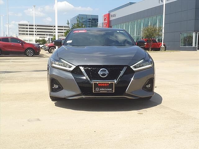 Nissan Maxima