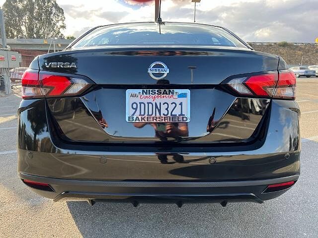 Nissan Versa