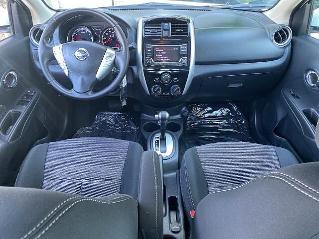 Nissan Versa