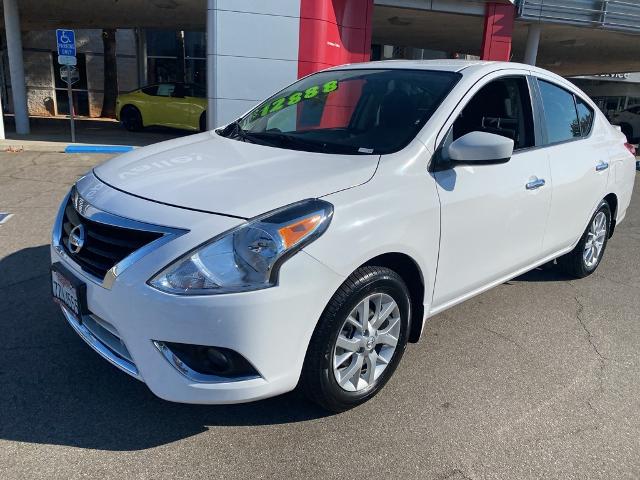 Nissan Versa