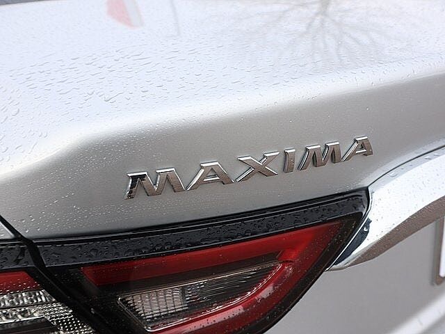 Nissan Maxima