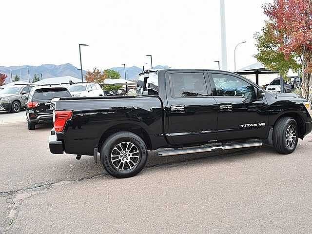 Nissan Titan