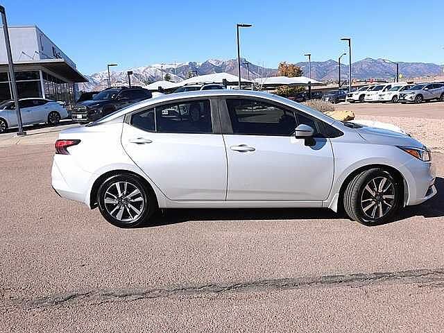 Nissan Versa