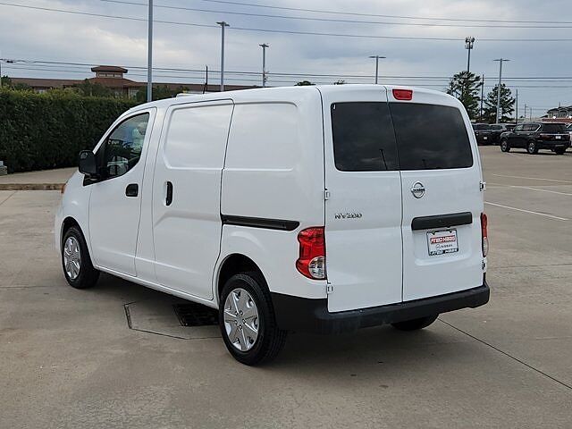 Nissan NV200