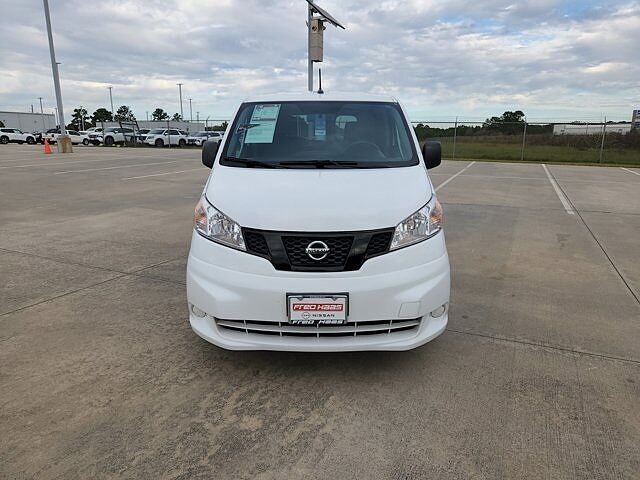 Nissan NV200