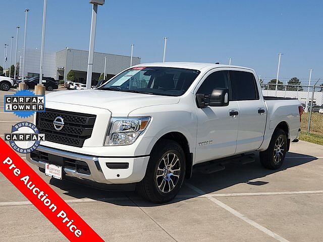 Nissan Titan