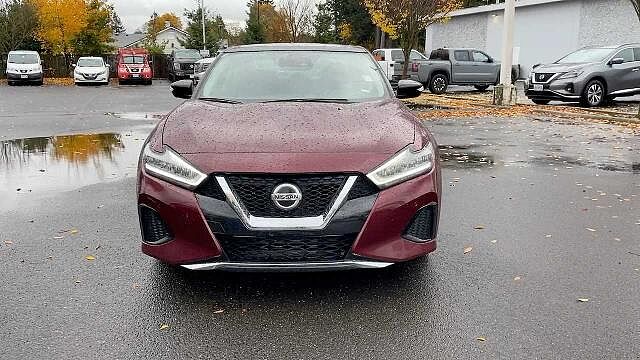 Nissan Maxima