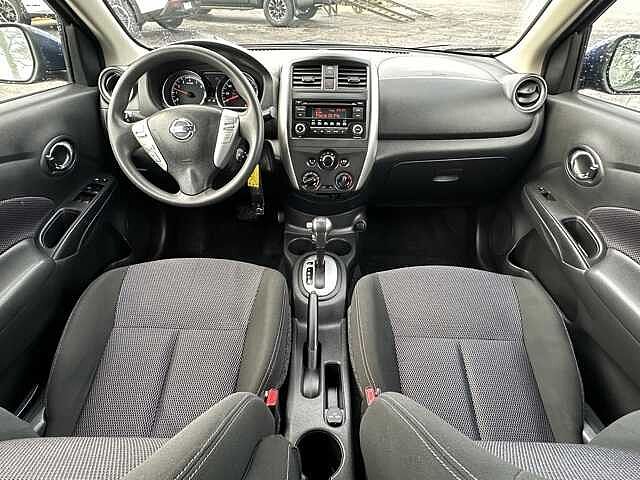 Nissan Versa