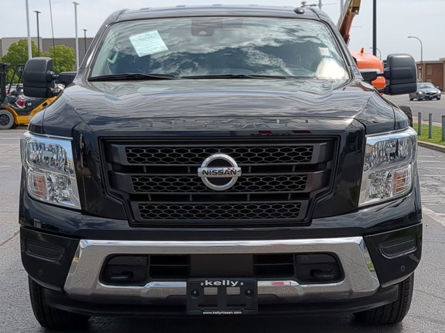 Nissan Titan