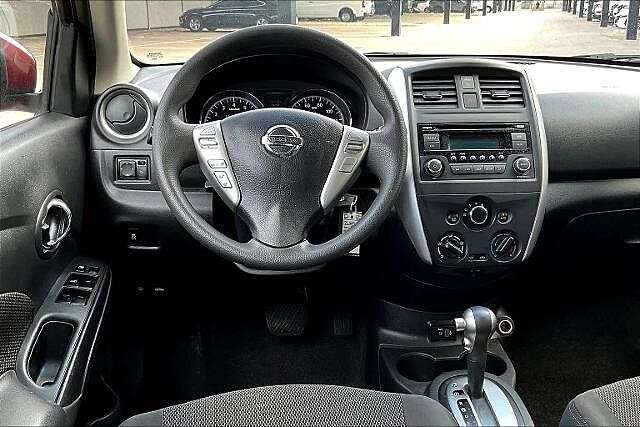 Nissan Versa