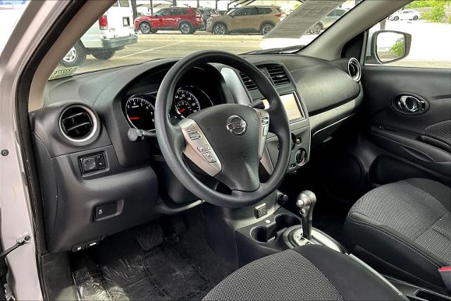 Nissan Versa