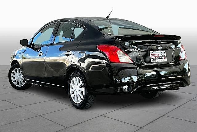 Nissan Versa