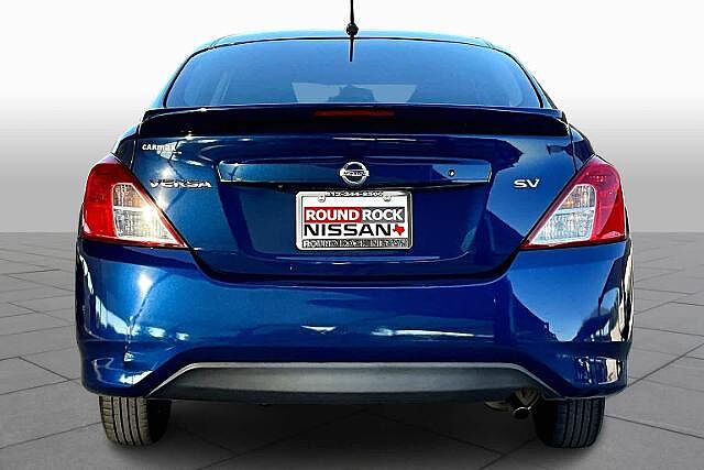 Nissan Versa