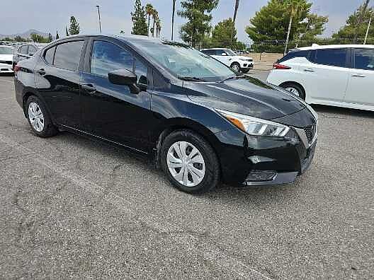 Nissan Versa