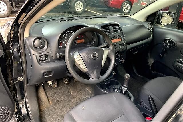 Nissan Versa