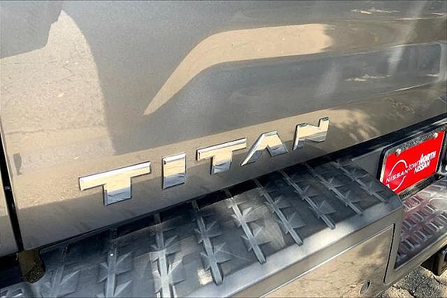 Nissan Titan