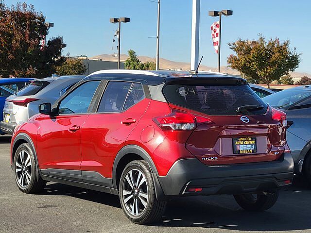 Nissan Kicks