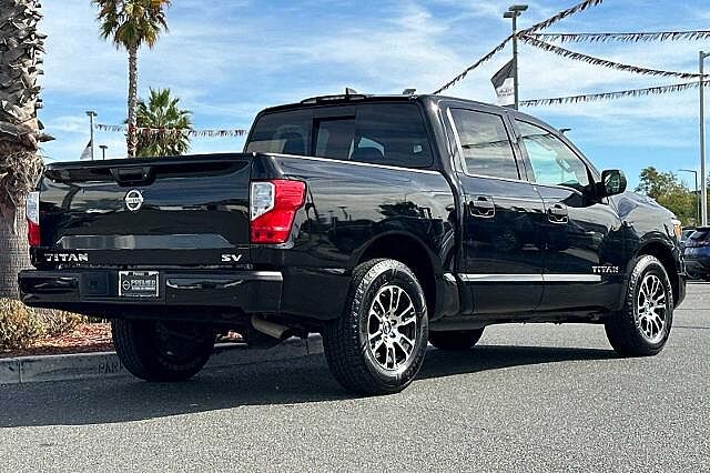 Nissan Titan