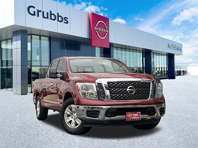 Nissan Titan