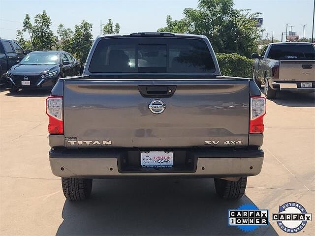 Nissan Titan