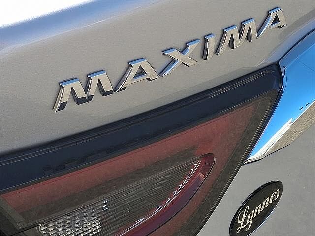 Nissan Maxima