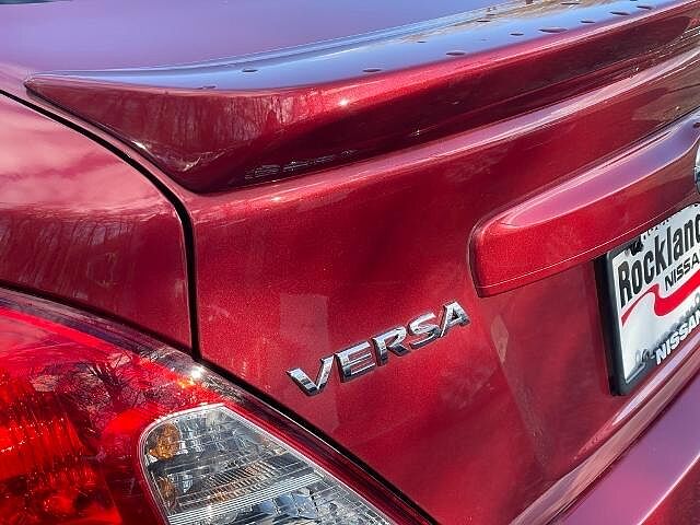 Nissan Versa