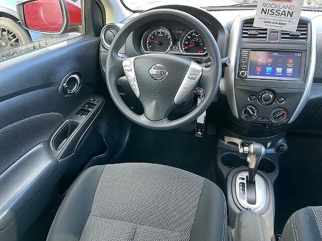 Nissan Versa