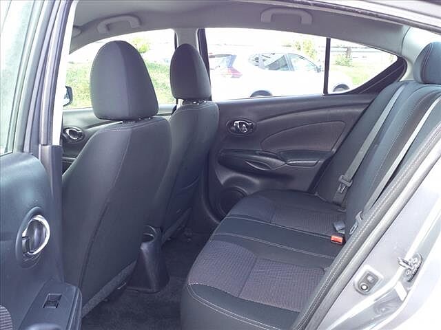 Nissan Versa