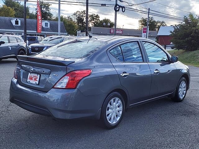 Nissan Versa