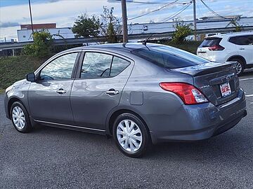 Nissan Versa  Gun Metallic