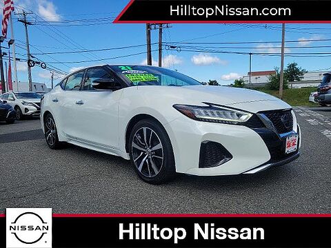 Nissan Maxima Pearl White Tri-Coat
