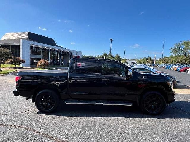 Nissan Titan