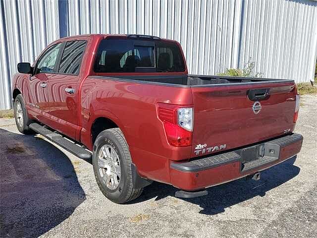 Nissan Titan