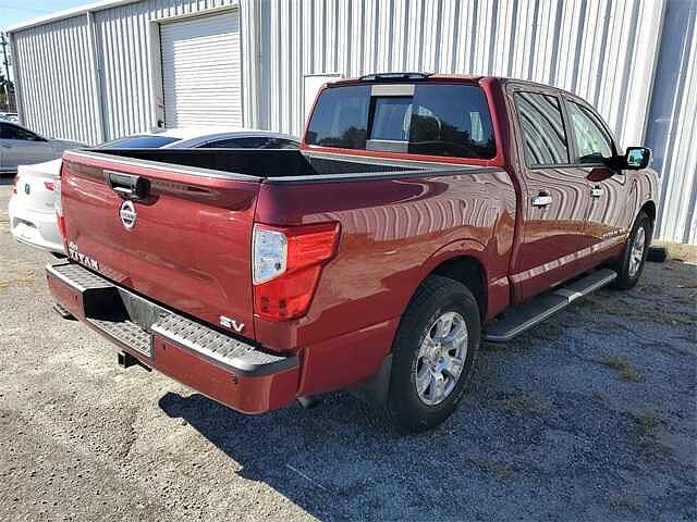 Nissan Titan