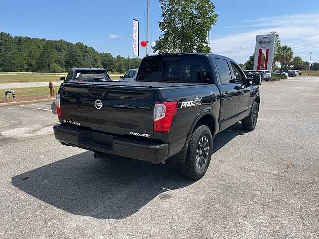 Nissan Titan