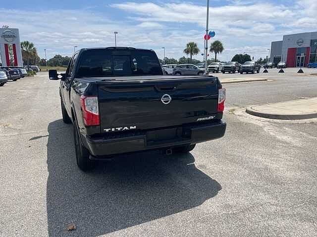 Nissan Titan