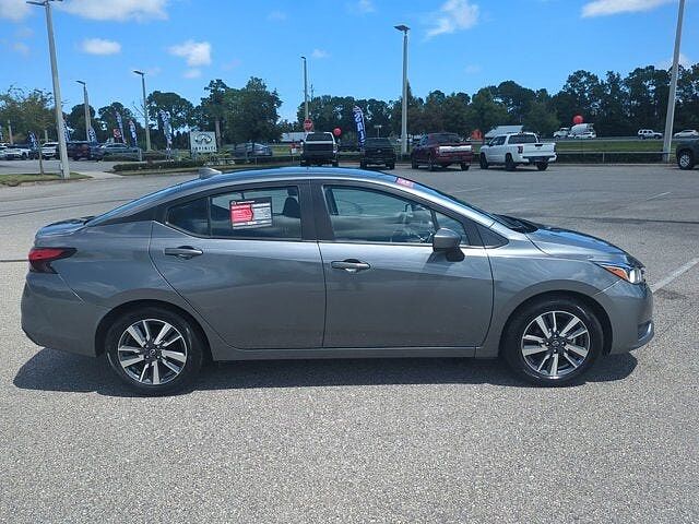 Nissan Versa