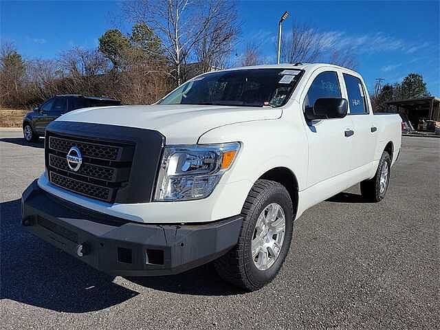 Nissan Titan