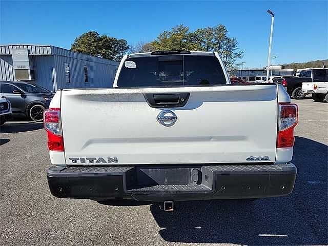 Nissan Titan