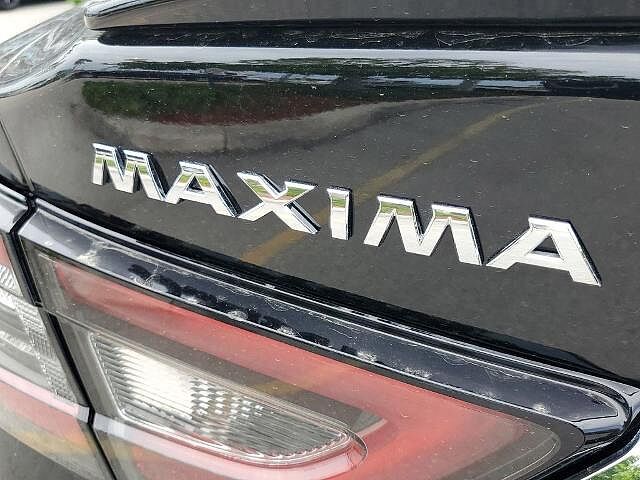 Nissan Maxima